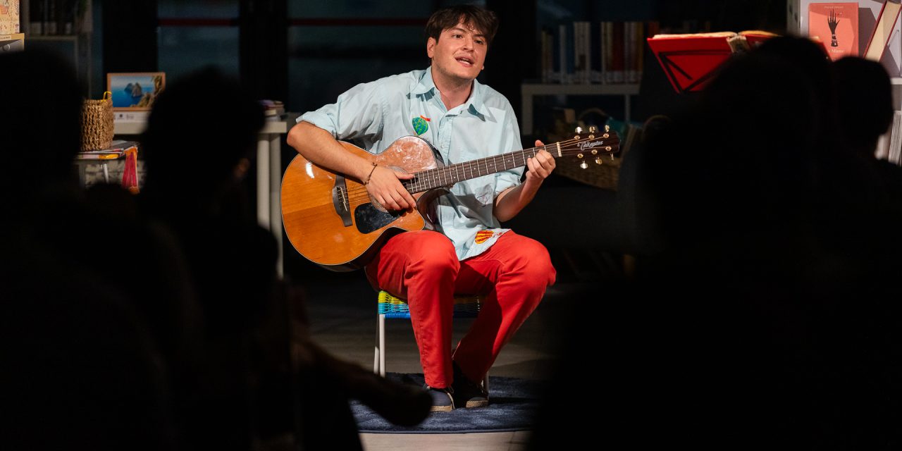 uno spettacolo teatrale scritto e diretto da Filippo Capobianco